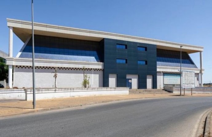 Servihabitat cierra la venta de un edificio terciario en San José de la Rinconada (Sevilla)