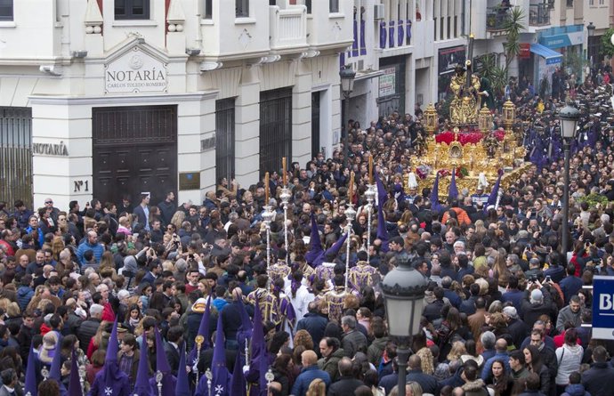 Archivo - Semana Santa en Huelva.