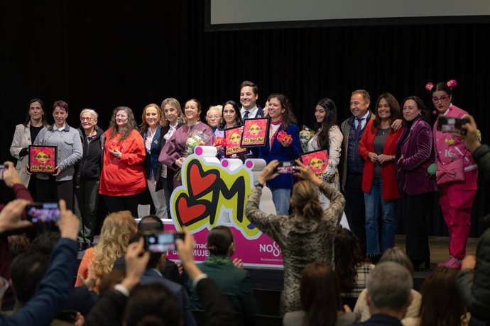 Acto de entrega de reconocimientos de la Sevilla Women Week