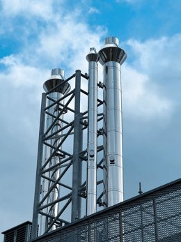 Acerinox y Jeremias lanzan la primera línea de chimeneas de bajas emisiones del mundo.