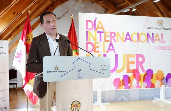 Iscar durante su intevención en la jornada que se ha celebrado este jueves dentro de los actos del 8M.