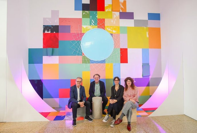 La artista Cristina Céspedes interviene MEET Colección Museo Ruso para Málaga de Festival 2026