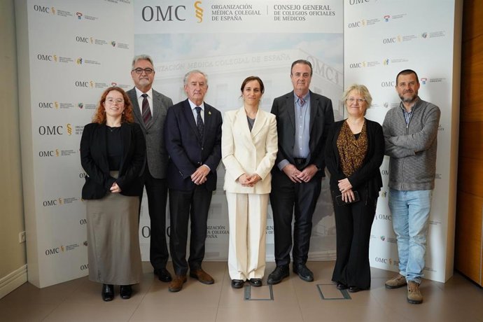 Sanidad y el Foro de la Profesión Médica acuerdan adaptar la clasificación profesional del Estatuto Marco al MECES