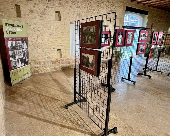 La exposición de L'ETNO sobre fiestas valencianas llega a Rocafort