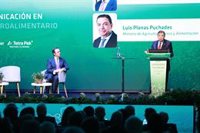 Planas aboga por un etiquetado que detalle el origen de todos los alimentos porque hay "derecho a saber de dónde vienen"