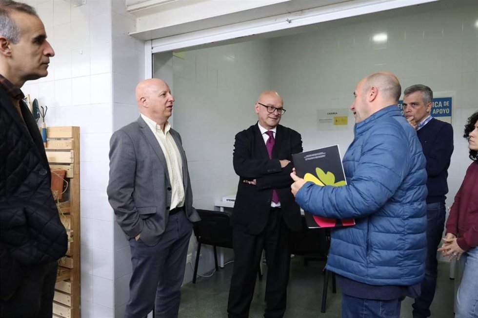 Visita a la oficina comarcal para gestionar las ayudas del Gobierno por el temporal.