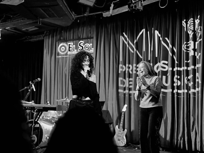 Gala de lectura de los nominados.