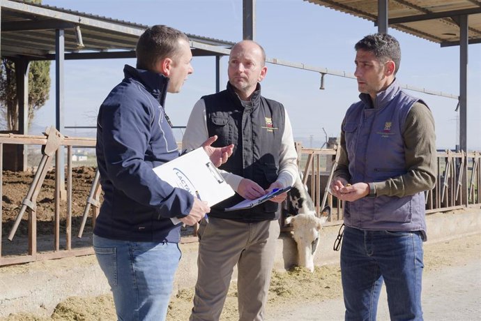 Refuerzo de la colaboración entre Lactalis España y el CSIC