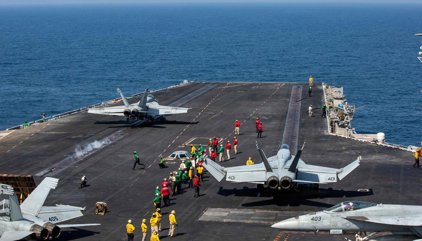Irán anuncia un ataque con drones contra el portaaeronaves de EEUU 'Abraham Lincoln' en el golfo de Omán