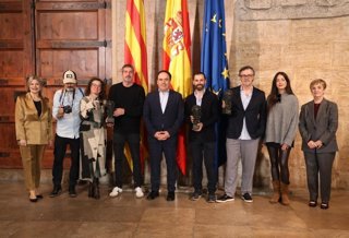 El jefe del Consell, Juanfran Pérez Llorca, recibe en audiencia a los valencianos galardonados en la 40ª edición de los Premios Goya