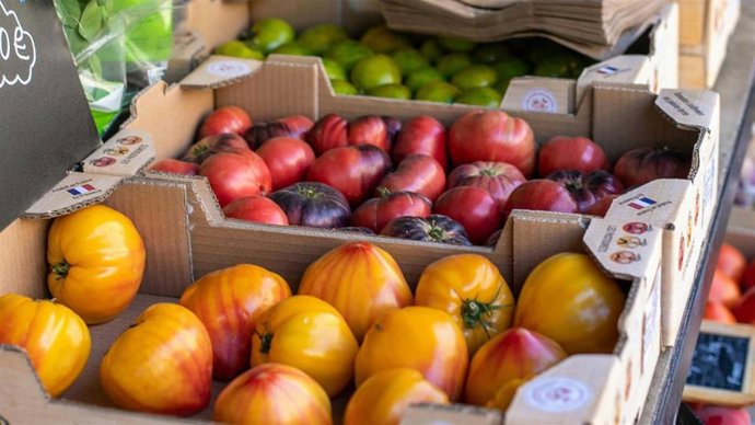 Archivo - Frutas y verduras.