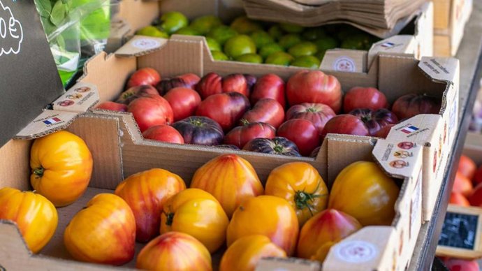 Archivo - Frutas y verduras.