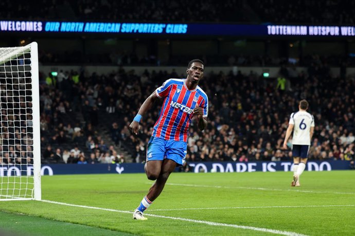 March 5, 2026, Tottenham, London, England: 5th March 2026; Tottenham Hotspur Stadium, London, England; Premier League Football, Tottenham Hotspur versus Crystal Palace; Ismaila Sarr of Crystal Palace celebrates scoring his sides 3rd goal of the match in t