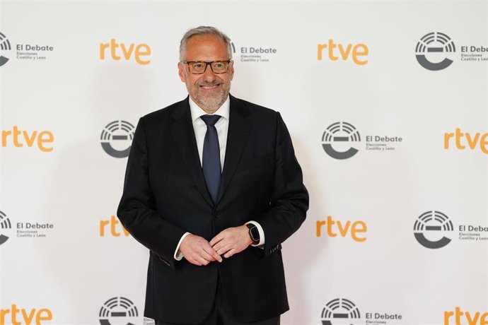 15M.- Pollán defiende que Vox es un "partido fiable": "Nosotros no estafamos, cumplimos nuestra palabra"