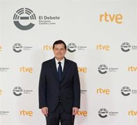 Mañueco se muestra "muy satisfecho" tras el debate y reivindica al PP como "único proyecto de futuro"