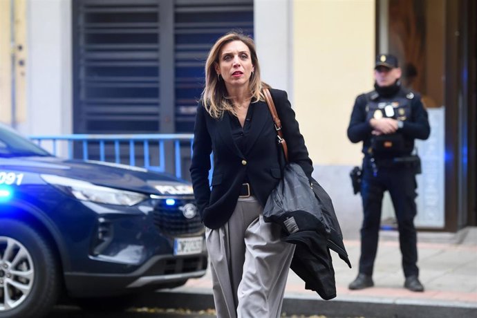 Archivo - Candelaria Testa, llega a la reunión de secretarias autonómicas de Igualdad del PSOE, a 12 de diciembre de 2025, en Madrid (España).