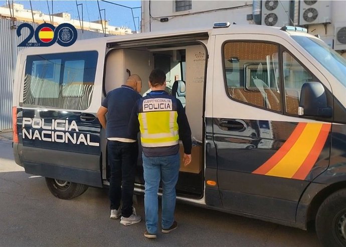 Detención de un hombre por robar presuntamente un patinete eléctrico valorado en 500 euros