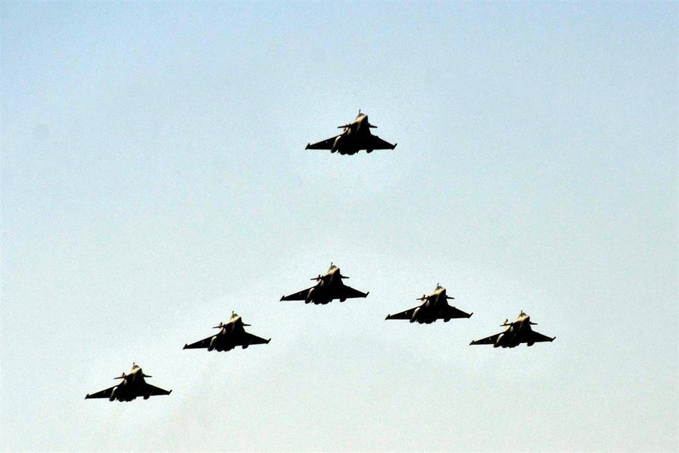 Archivo - Aviones de la Fuerza Aérea de India en una fotografía de archivo
