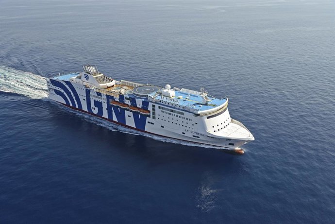 Archivo - Un vaixell de la naviliera GNV