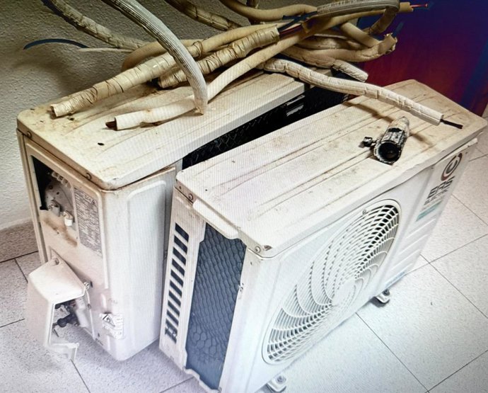 Detinguts a Elx dos joves acusats de robar material d'instal·lacions municipals