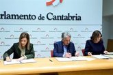 Foto: PP y PRC sellan el acuerdo presupuestario para 2026, con 24 medidas en vivienda, sanidad o educación