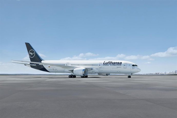Archivo - Boeing 787 Dreamliner de Lufthansa