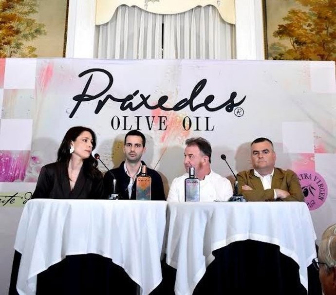 La marca de aceite Práxedes se presenta en sociedad con Martín Berasategui como padrino