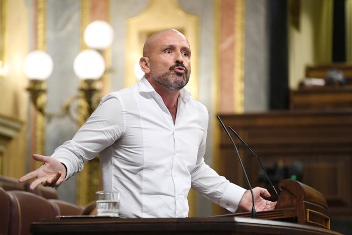 Archivo - Arxiu - El diputat del PP Jaime Miguel de los Santos durant una sessió plenària