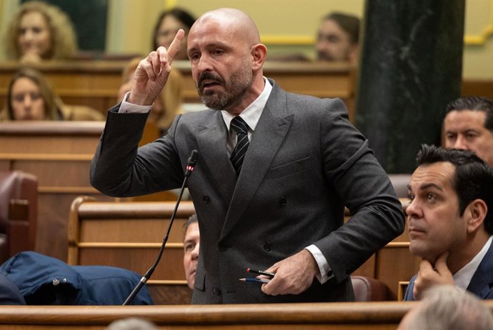 Archivo - Arxiu - El diputat del PP Jaime Miguel de los Santos González intervé durant una sessió plenària