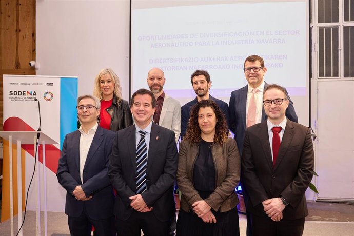 El consejero Irujo participa en una jornada sobre el sector aeronáutico.