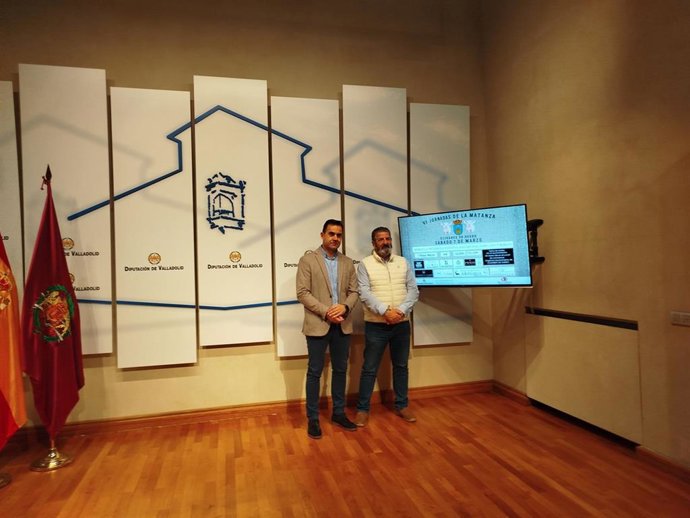 Fernando Esteban junto a Tomás Andrés en la presentación de las  VI Jornadas de la Matanza de Olivares en el Palacio Pimentel.