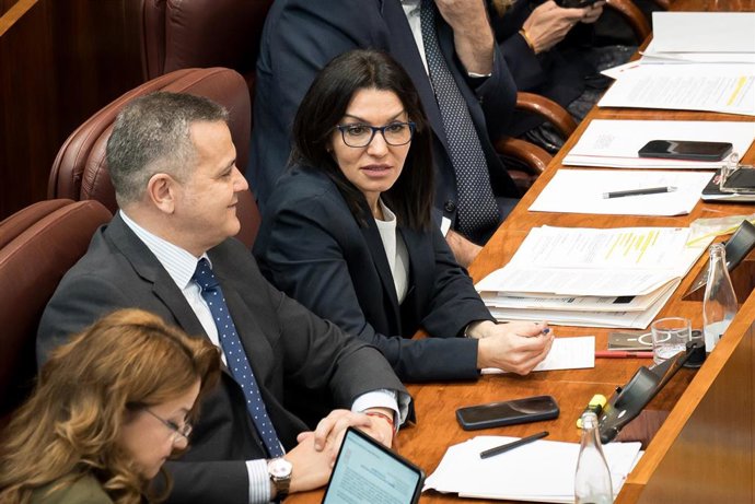 La consejera de Educación, Ciencia y Universidades de la Comunidad de Madrid, María Mercedes Zarzalejo, durante un pleno en la Asamblea de Madrid, a 5 de marzo de 2026, en Madrid (España). Ayuso comparece hoy a petición propia en el Pleno de la Asamblea d