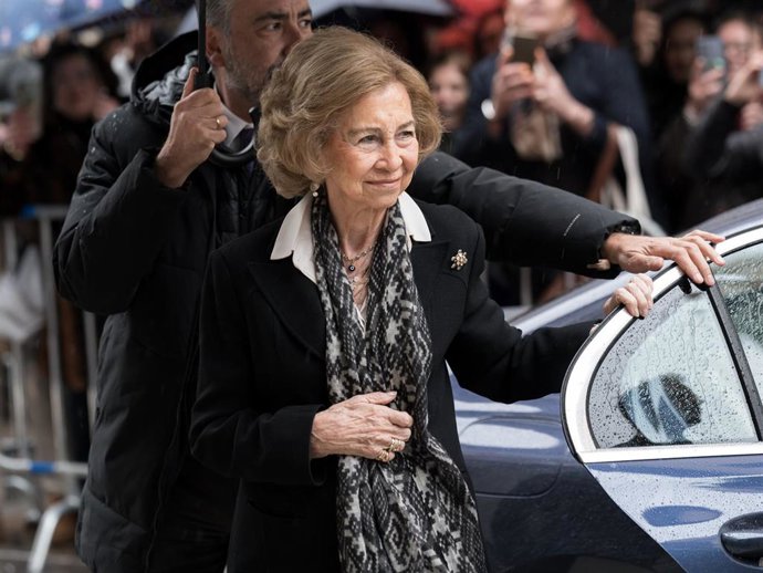 La Reina Sofía, pilar de las tradiciones de la Casa Real en su emotiva cita anual con el Cristo de Medinaceli