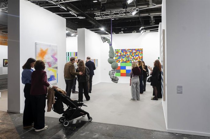 Obras expuestas durante la 45ª edición de la Feria Internacional de Arte Contemporáneo de España (ARCO) en IFEMA, a 4 de marzo de 2026, en Madrid (España). La feria de arte contemporáneo ARCOmadrid arranca este miércoles en IFEMA Madrid en una edición en 
