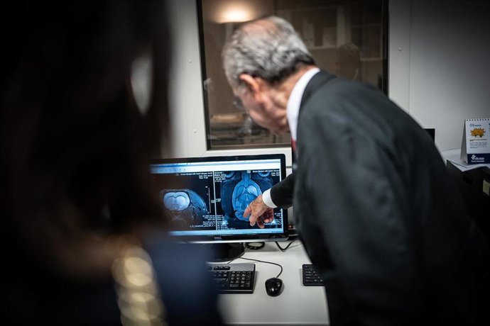 De la Torre visita las instalaciones de Ibima en Málaga TechPark