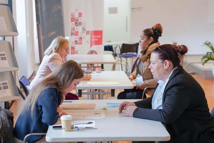 Más de 2.200 personas han realizado entrevistas de trabajo durante el Mes del Empleo de PalmaActiva.