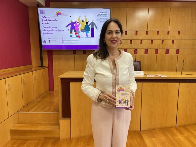 Archivo - Ana López de Uralde