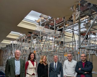 El delegado territorial de Educación visita las obras de la cubierta del conservatorio Cristóbal de Morales.