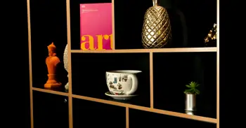 4 consejos de una experta en diseño de interiores para incorporar el arte en tu casa con facilidad