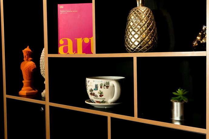 4 Consejos De Una Experta En Diseño De Interiores Para Incorporar El Arte En Tu Casa Con Facilidad