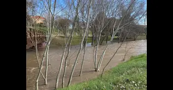 El Ayuntamiento de Zaragoza activa el aviso amarillo en el río Huerva y recomienda no acercarse a sus orillas