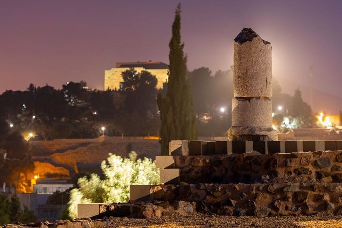Archivo - Nueva iluminación en el Cerro del Molinete