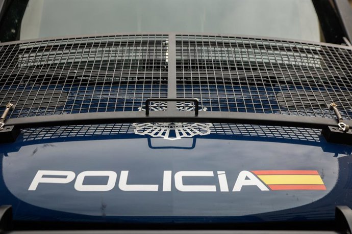 Vehículo de la Policía Nacional, a 19 de febrero de 2026, en Barcelona, Catalunya (España).