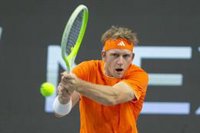 Davidovich se repone a un mal comienzo y alcanza la tercera ronda en Indian Wells