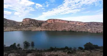 La CHE advierte de incidencias por la crecida del Huerva y realiza vertidos preventivos en Las Torcas y Mezalocha