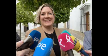 Soraya Vega anuncia su precandidatura para liderar la "recuperación" del PSOE de Extremadura