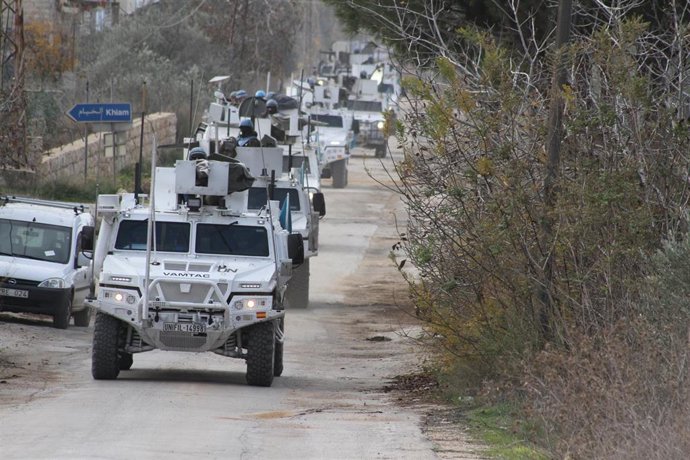 Archivo - Imagen de archivo de un convoy de la FINUL en Líbano 