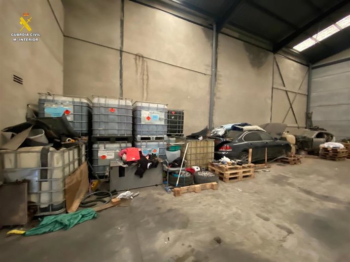 Inspeccionado un almacén-desguace clandestino en la Ribera Alta