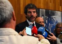 Urtasun pide a Feijóo explicar por qué rescata "de la mano de Abascal" PP "de la guerra de Aznar, que parecía enterrado"
