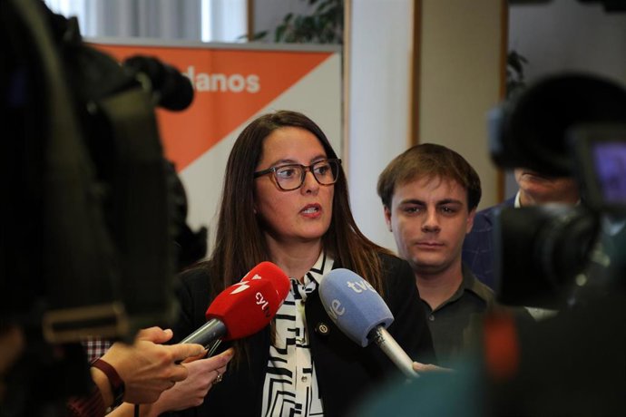 15M.-Mitzin Trápaga (Cs): "Tener Una Vivienda En Castilla Y León No Puede Ser Un Lujo" .